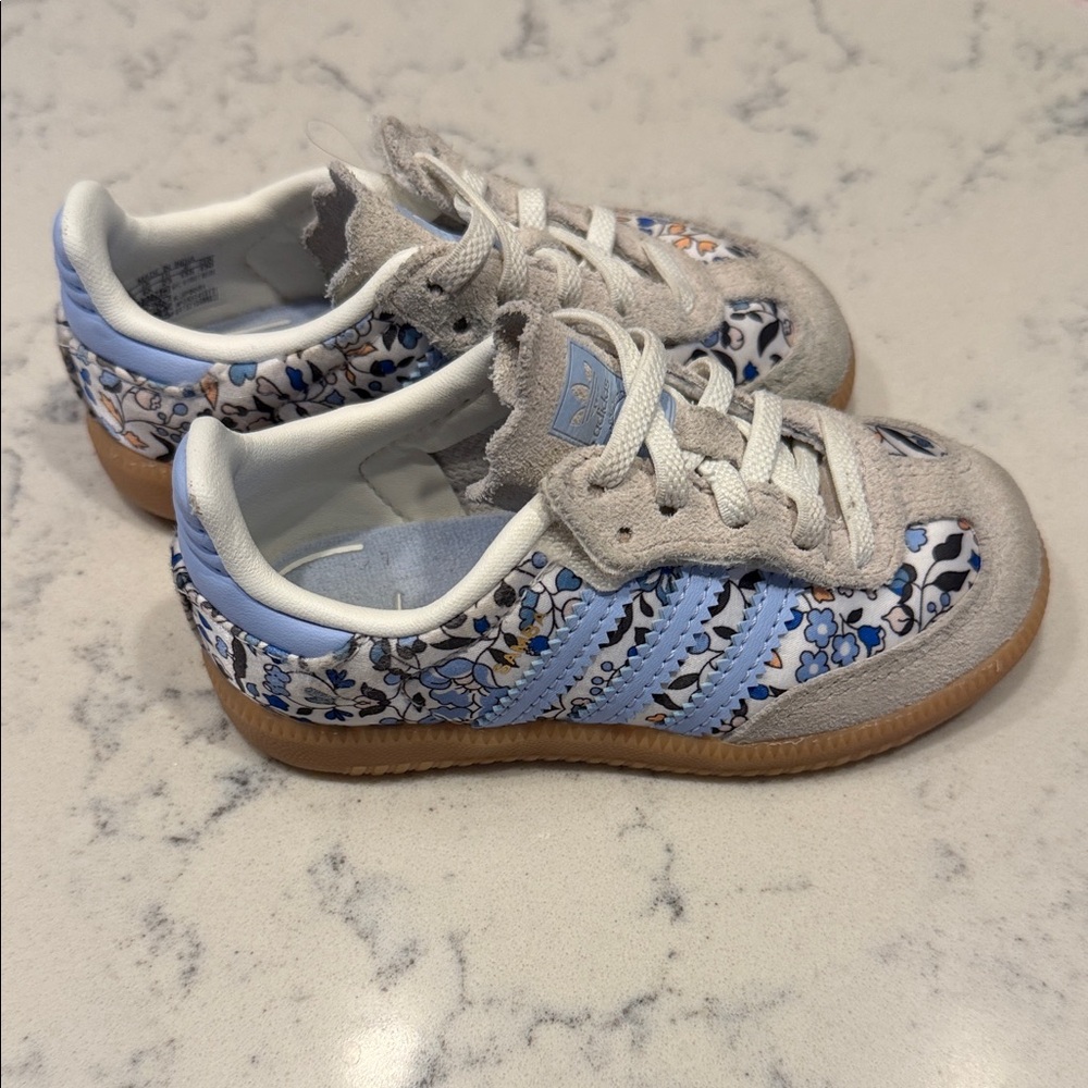 Adidas Kids Floral Sneakers size 6.5C